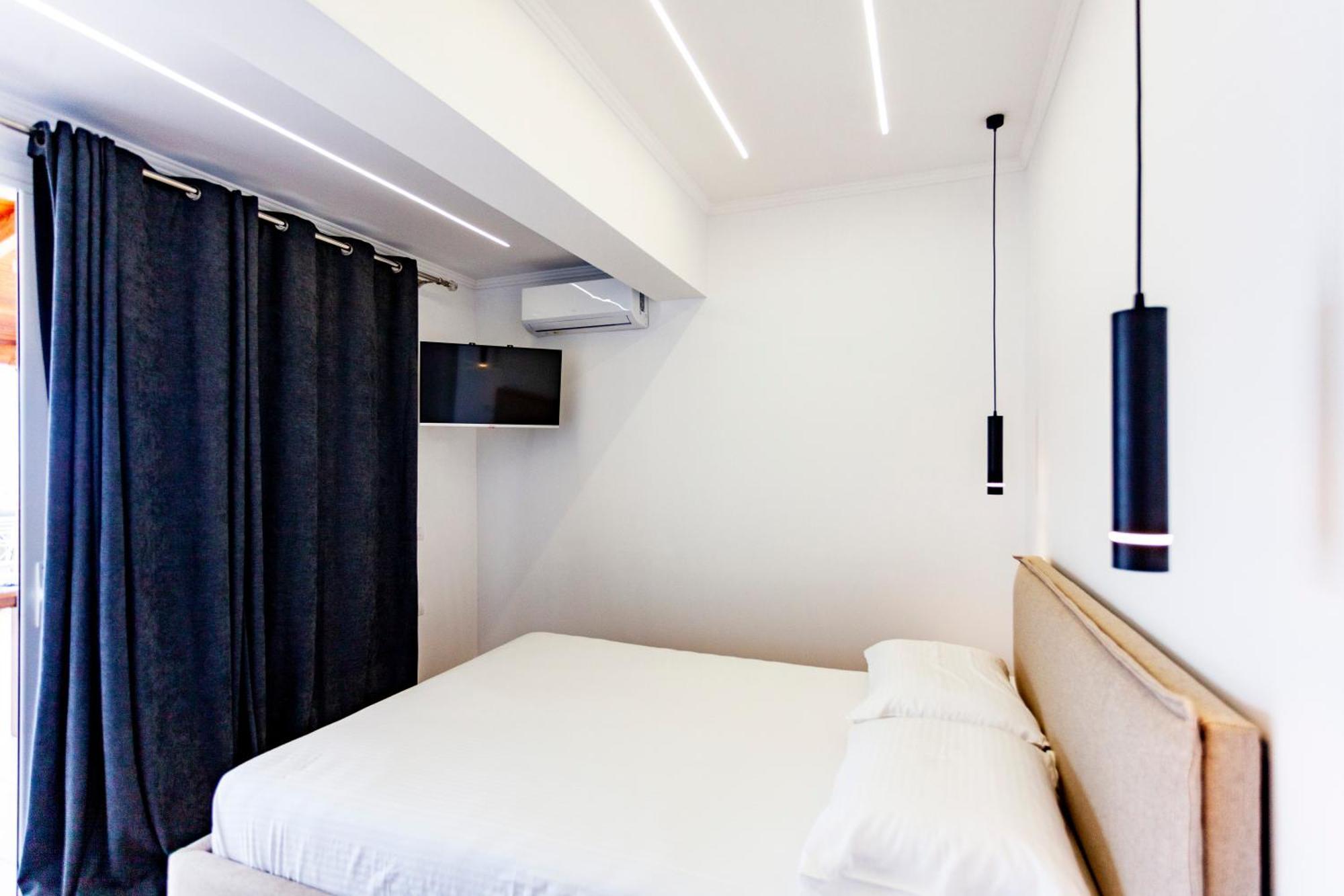 Ionio Rooms Himare Exterior foto